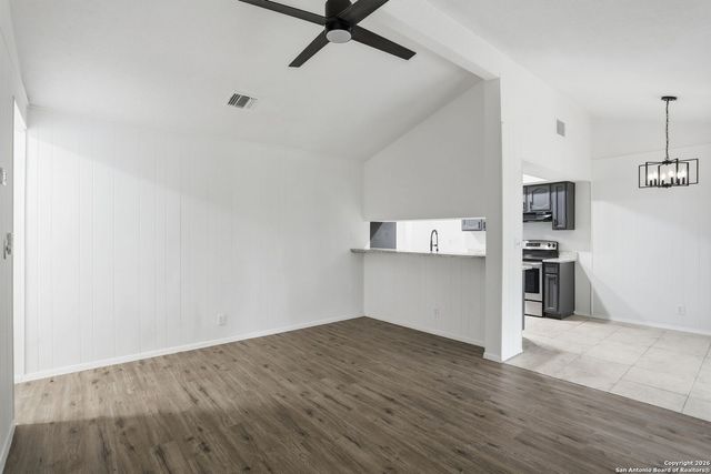 9314 Shining Star, San Antonio, TX 78239