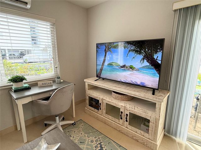 1705 N Riverside Dr 1, Pompano Beach, FL 33062