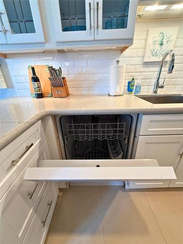 1705 N Riverside Dr 1, Pompano Beach, FL 33062