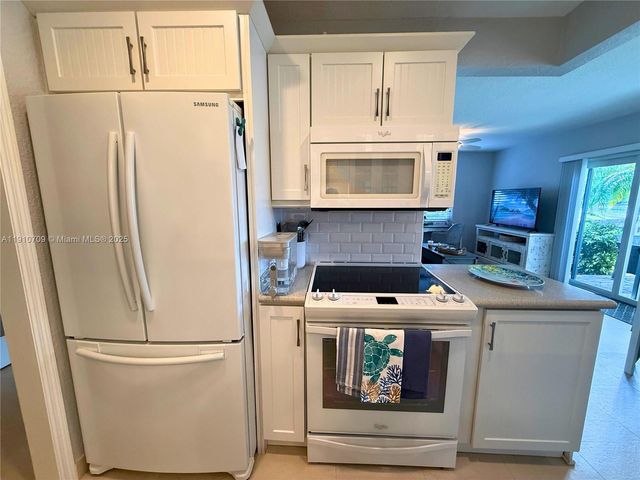 1705 N Riverside Dr 1, Pompano Beach, FL 33062