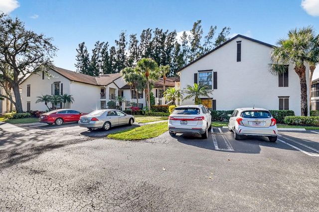 3227 Perimeter Drive, Greenacres, FL 33467