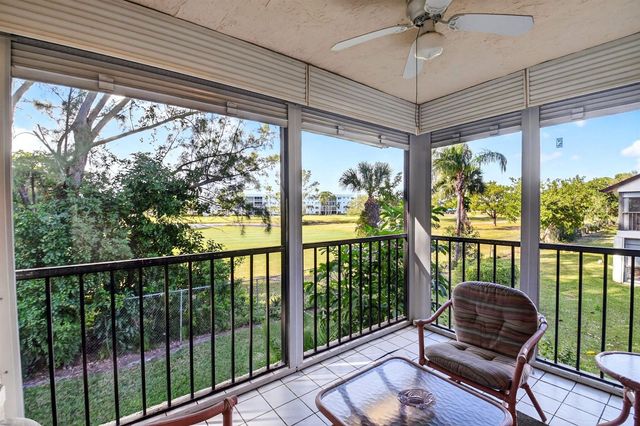 3227 Perimeter Drive, Greenacres, FL 33467