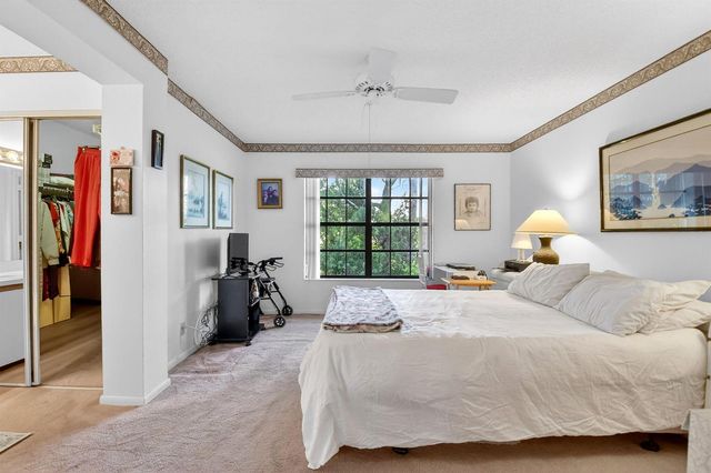 3227 Perimeter Drive, Greenacres, FL 33467