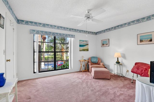 3227 Perimeter Drive, Greenacres, FL 33467