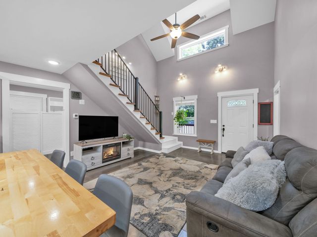 509 Iron Hill Rd, Burns, TN 37029