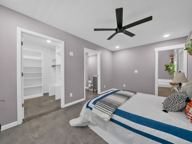 509 Iron Hill Rd, Burns, TN 37029