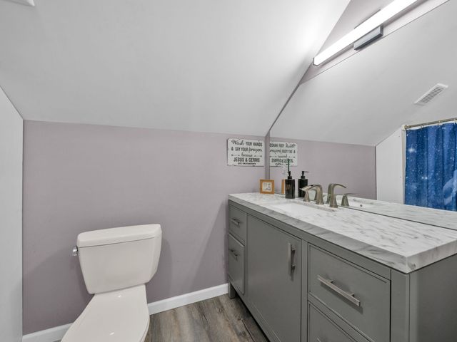 509 Iron Hill Rd, Burns, TN 37029