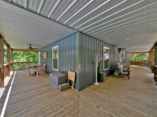 509 Iron Hill Rd, Burns, TN 37029