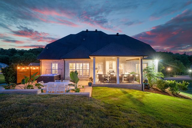 332 Brigg Drive, Clarksville, TN 37043