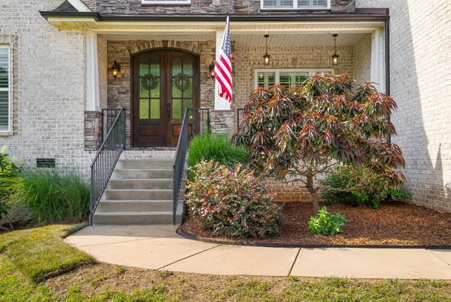 332 Brigg Drive, Clarksville, TN 37043