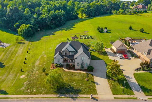 332 Brigg Drive, Clarksville, TN 37043