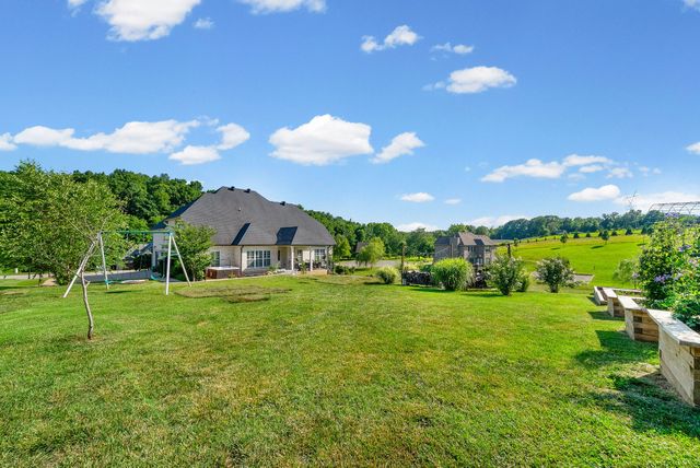 332 Brigg Drive, Clarksville, TN 37043