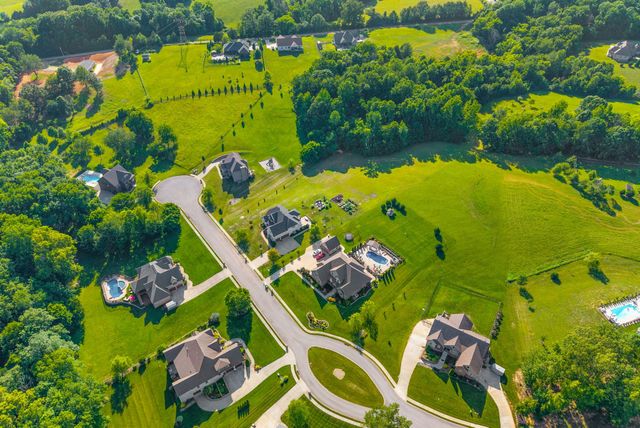 332 Brigg Drive, Clarksville, TN 37043
