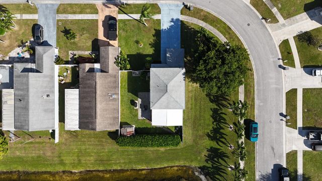3911 Circle Lake Dr Drive, West Palm Beach, FL 33417