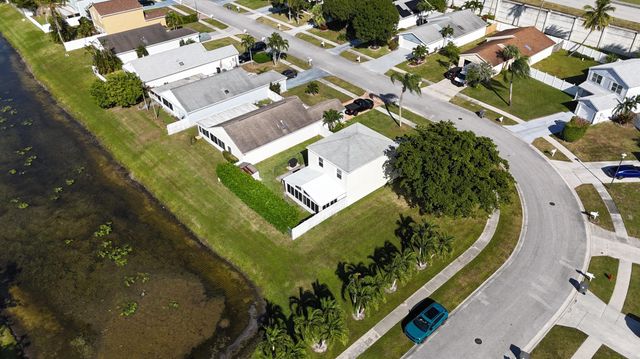 3911 Circle Lake Dr Drive, West Palm Beach, FL 33417