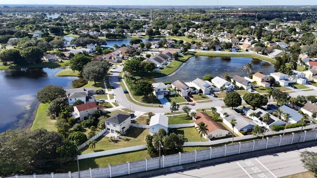 3911 Circle Lake Dr Drive, West Palm Beach, FL 33417