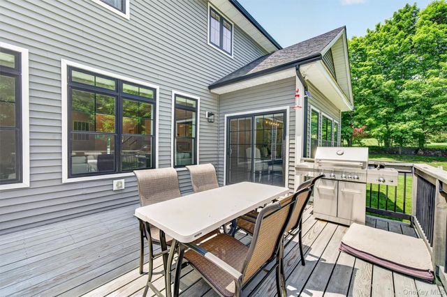 268 Lake Road, Salisbury Mills, NY 12577