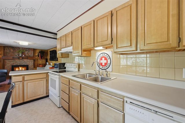 10420 El Paso Avenue, Green Mountain Falls, CO 80819