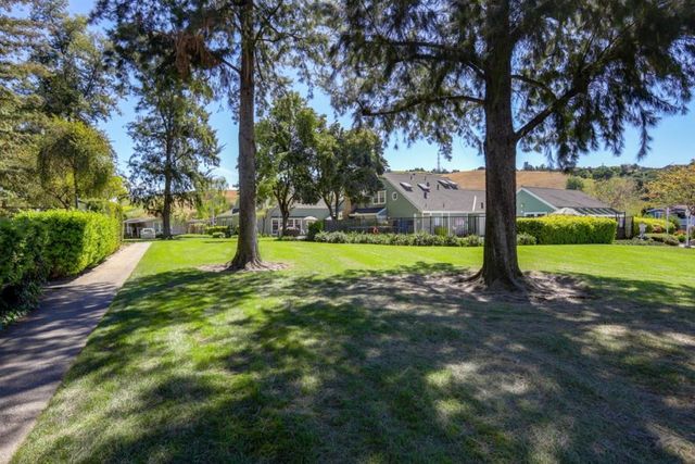 471 Mill Pond Drive, San Jose, CA 95125
