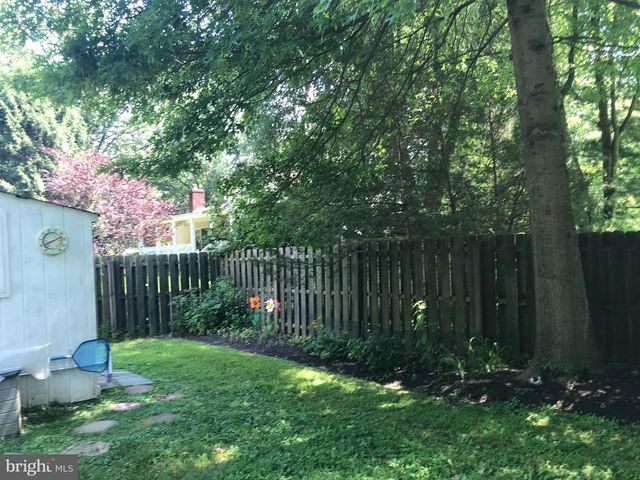 6 SPARROW CT, Ewing, NJ 08638