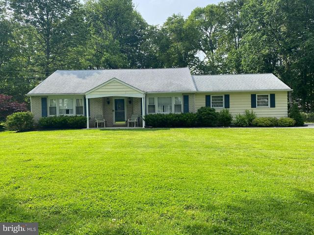 6 SPARROW CT, Ewing, NJ 08638