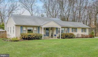 6 SPARROW CT, Ewing, NJ 08638