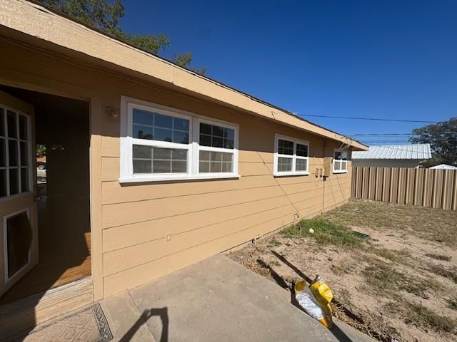 1709 W Division St, Fort Stockton, TX 79735