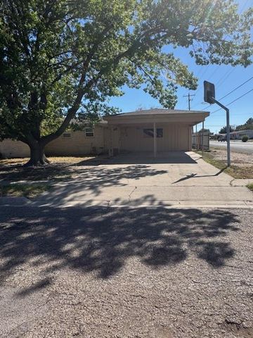 1709 W Division St, Fort Stockton, TX 79735