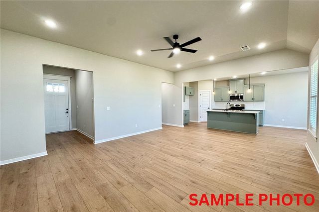 2732 Relaxation Avenue, Springdale, AR 72764