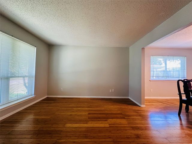 3117 Kingswood Drive, Garland, TX 75040