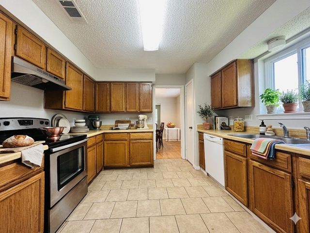 3117 Kingswood Drive, Garland, TX 75040