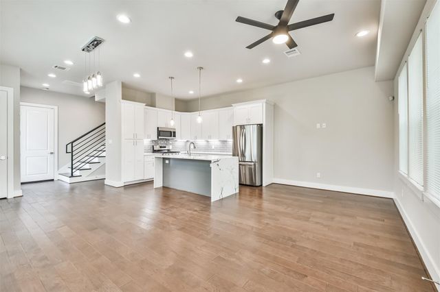 810 Mansfield Street, Houston, TX 77091