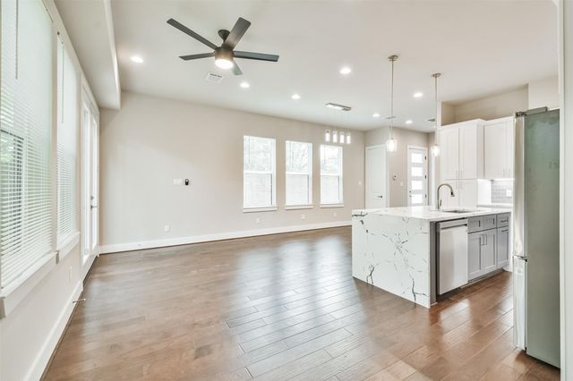 810 Mansfield Street, Houston, TX 77091