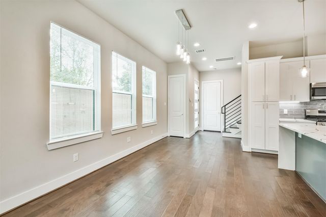 810 Mansfield Street, Houston, TX 77091
