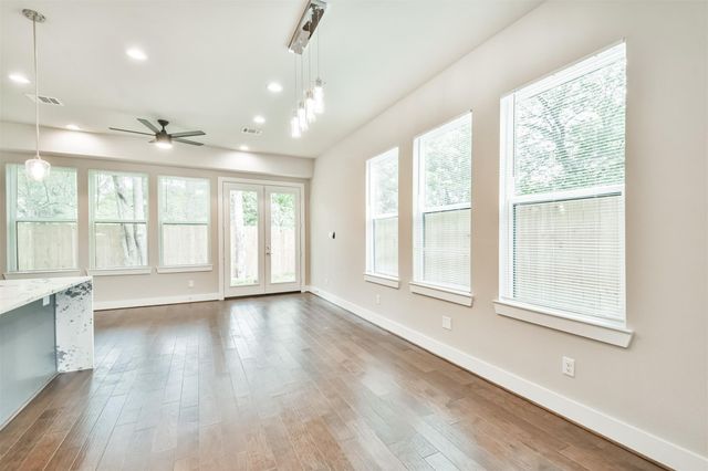 810 Mansfield Street, Houston, TX 77091