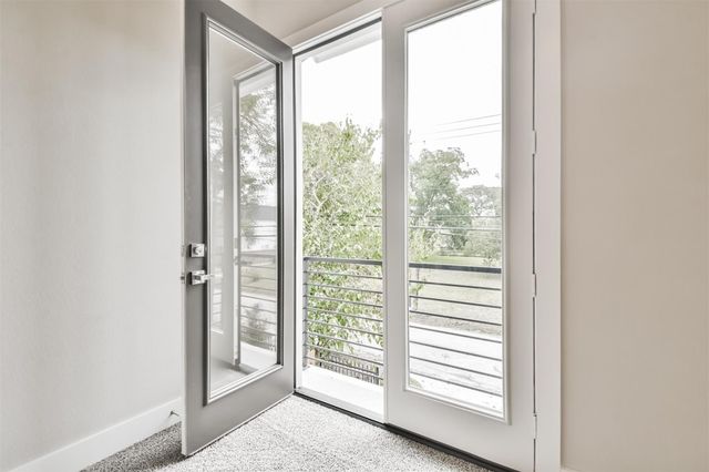810 Mansfield Street, Houston, TX 77091