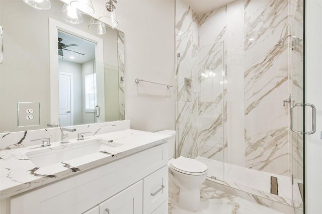 810 Mansfield Street, Houston, TX 77091