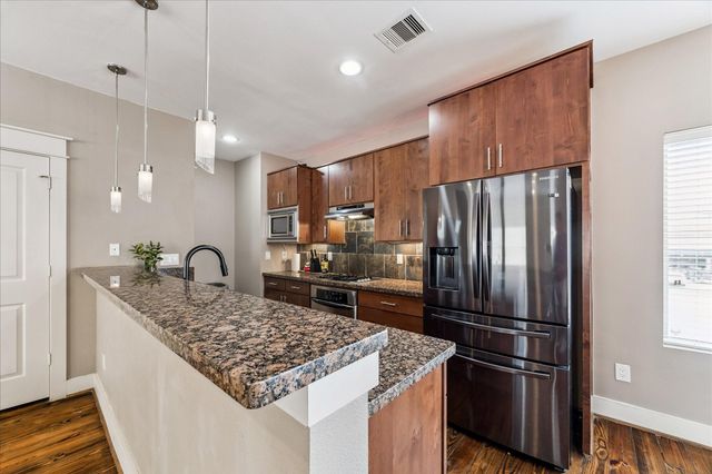 1508 Crockett Street C, Houston, TX 77007