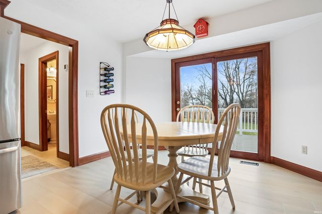 4266 Foxmoor Drive, Newburgh, IN 47630