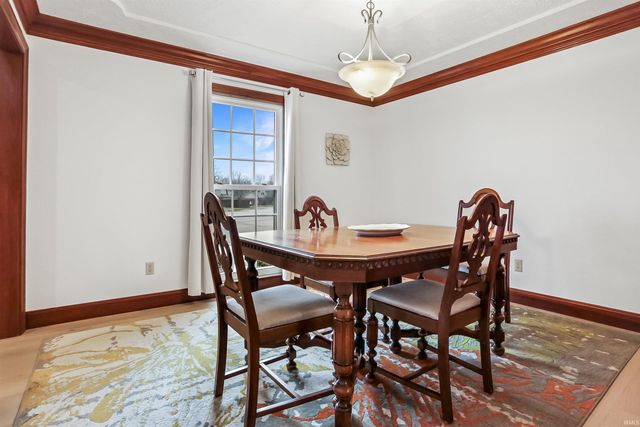 4266 Foxmoor Drive, Newburgh, IN 47630