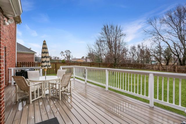 4266 Foxmoor Drive, Newburgh, IN 47630