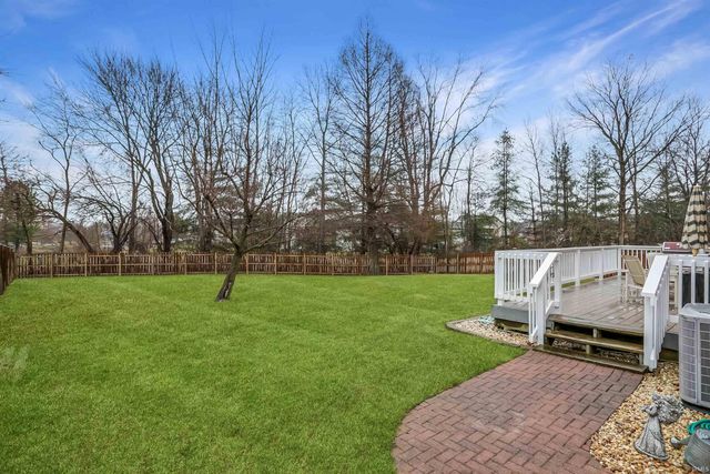 4266 Foxmoor Drive, Newburgh, IN 47630