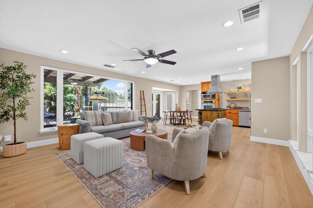 2801 Echo Way, Sacramento, CA 95821
