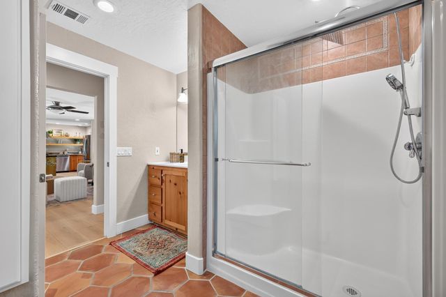 2801 Echo Way, Sacramento, CA 95821