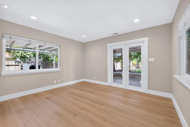 2801 Echo Way, Sacramento, CA 95821