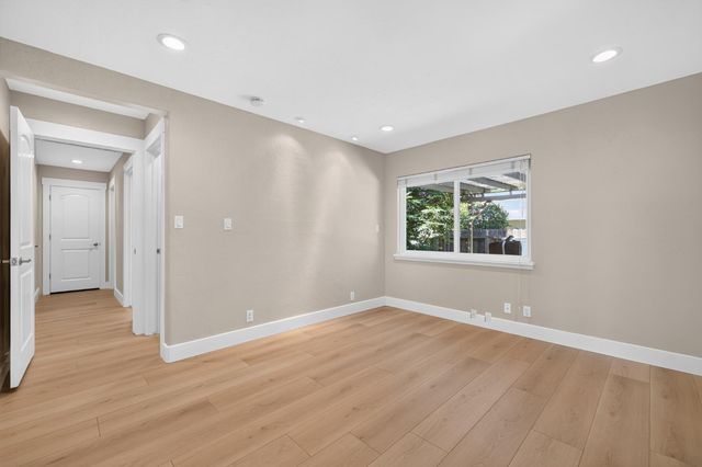 2801 Echo Way, Sacramento, CA 95821