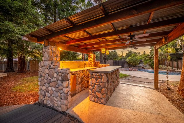 2801 Echo Way, Sacramento, CA 95821