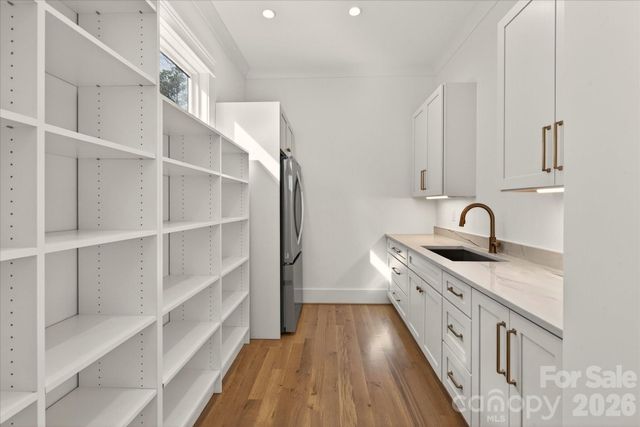 1714 Seifert Circle, Charlotte, NC 28205