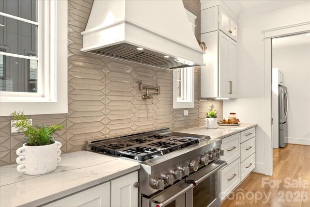 1714 Seifert Circle, Charlotte, NC 28205