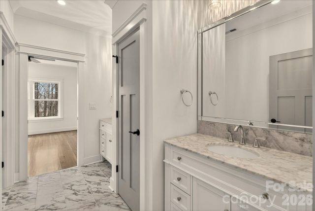 1714 Seifert Circle, Charlotte, NC 28205